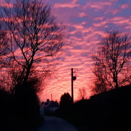 Les Chants Du Crepuscule Marchésieux