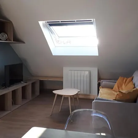 Les Chants Du Crepuscule