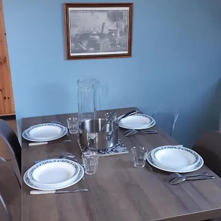 Les Chants Du Crepuscule * Marchésieux