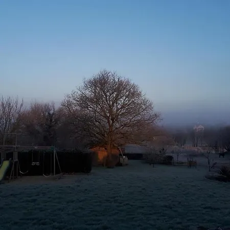 Les Chants Du Crepuscule شقة