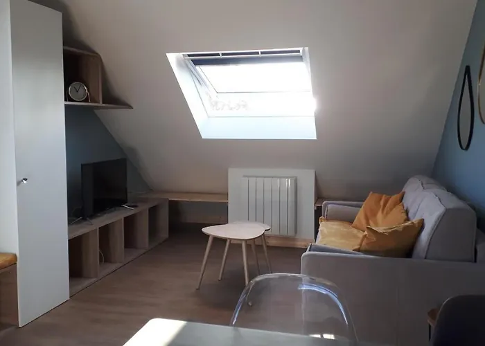 Les Chants Du Crepuscule